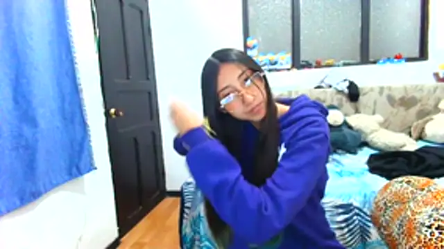 Nanilux online show from 10.30.25