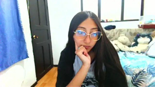 Nanilux online show from 10.31.25