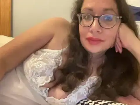 RosaFreya online show from 09.24.25