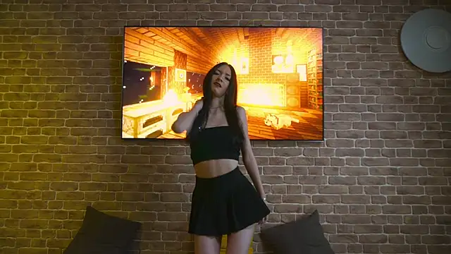 LessyLuiz online show from 09.10.25