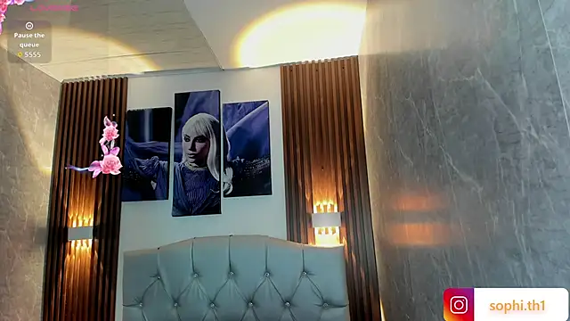 Sophi Thaylorr online show from 09.29.25