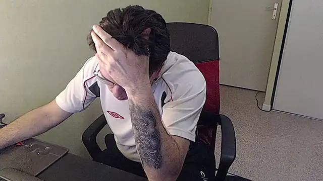 blueandwhite1 online show from 02.25.26