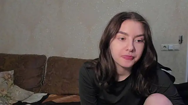 muuur fam online show from 10.14.25