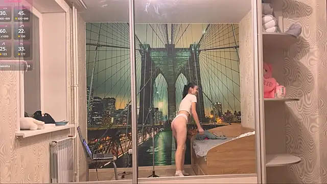 TianaWidell online show from 10.26.25