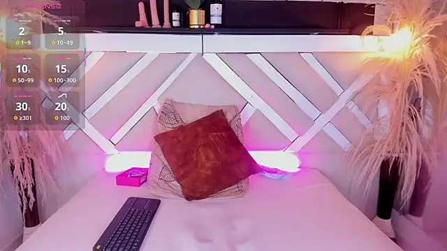 Zoe-Johnson  online show from 02.21.26