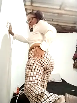 Africa moont online show from 09.17.25