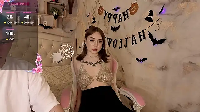 Crystal-Nuts online show from 10.21.25