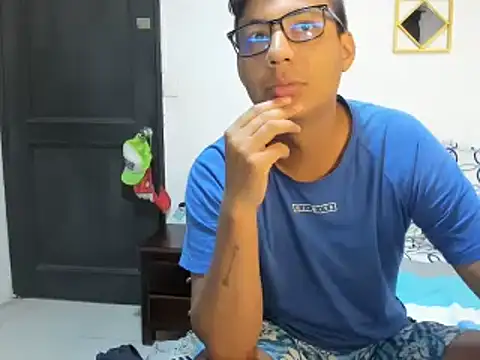 Dantex king online show from 04.22.26