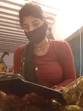 Maya5656 online show from 11.28.25