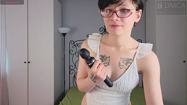 oliviafairy1 online show from 09.10.25