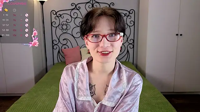 oliviafairy1 online show from 09.27.25