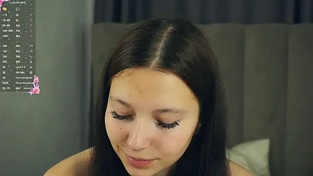 Snapshot of TeshaIvancevic chatting on 09.09.25 TeshaIvancevic online show from 09.09.25