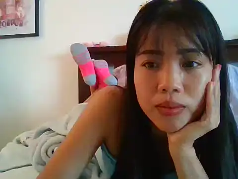 AnnewithanE online show from 10.25.25