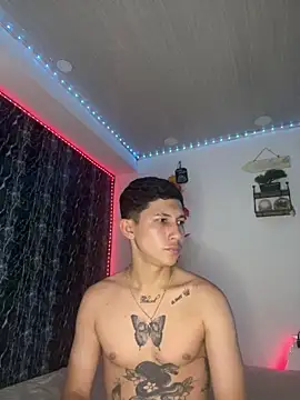 Alejandro BigCock22 online show from 09.15.25