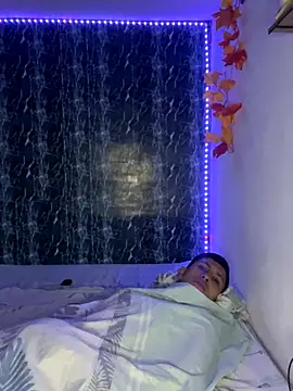 Alejandro BigCock22 online show from 09.27.25