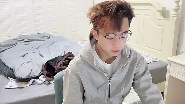 STxuguanhan online show from 11.26.25