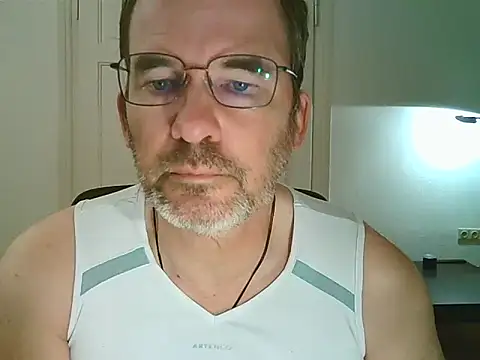 stallionrider88 online show from 04.18.26