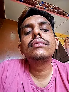 Snapshot of Nihaal17 chatting on 10.19.25 Nihaal17 online show from 10.19.25