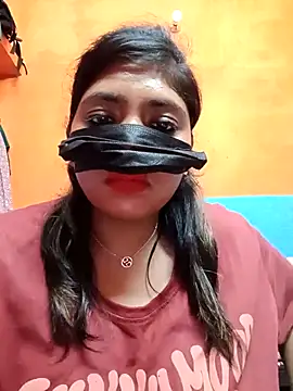 Snapshot of tamilrohini chatting on 10.27.25 tamilrohini online show from 10.27.25