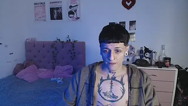 2cyboy  online show from 09.11.25