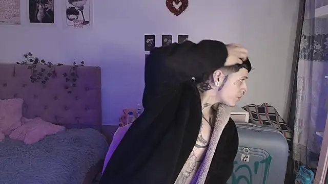 2cyboy  online show from 09.16.25