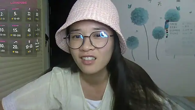 Monice1314 online show from 10.18.25