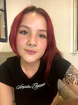 Snapshot of julse_ chatting on 10.18.25 julse online show from 10.18.25