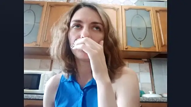 Snapshot of SinlessTaking chatting on 10.06.25 SinlessTaking online show from 10.06.25