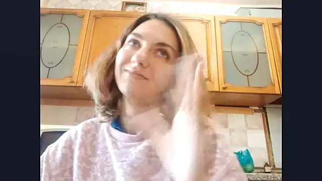 Snapshot of SinlessTaking chatting on 10.07.25 SinlessTaking online show from 10.07.25