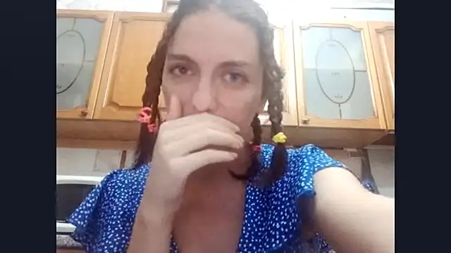 Snapshot of SinlessTaking chatting on 11.06.25 SinlessTaking online show from 11.06.25