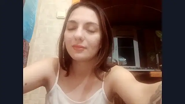 Snapshot of SinlessTaking chatting on 12.15.25 SinlessTaking online show from 12.15.25