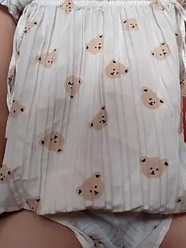 Snapshot of Lilyy-y chatting on 09.14.25 Lilyy-y online show from 09.14.25