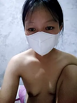 Snapshot of Lilyy-y chatting on 10.17.25 Lilyy-y online show from 10.17.25