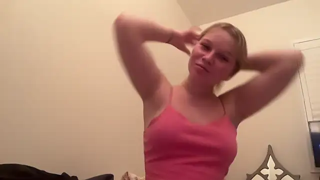 Snapshot of xoxokayy18 chatting on 10.23.25 xoxokayy18 online show from 10.23.25