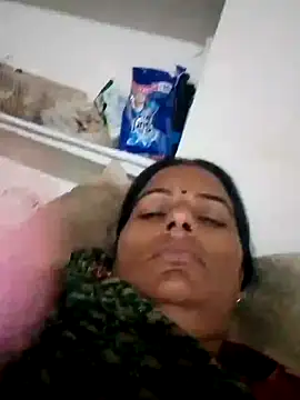 Suhani hot12 online show from 09.29.25