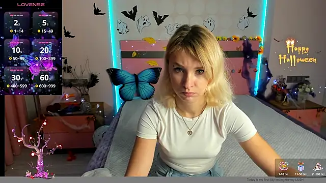 MeryMidnight online show from 10.27.25