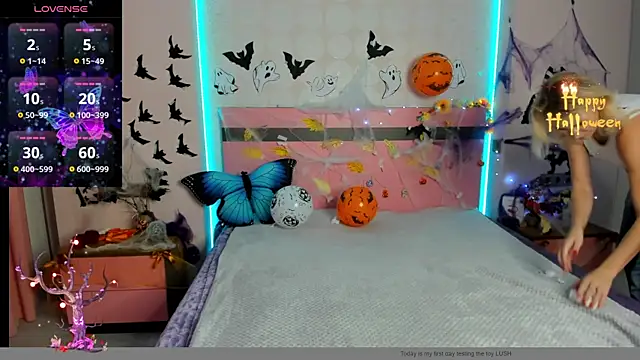 MeryMidnight online show from 10.28.25