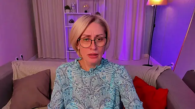 PamellaMurphy online show from 10.28.25