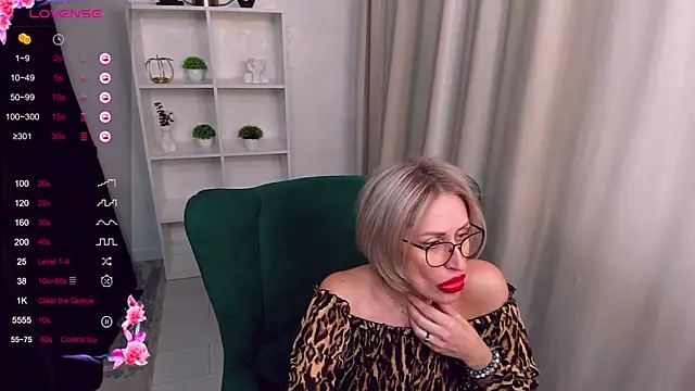 PamellaMurphy online show from 11.11.25