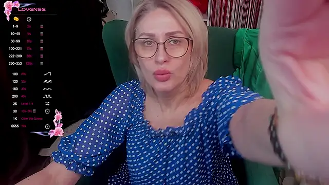 Snapshot of PamellaMurphy chatting on 02.16.26 PamellaMurphy online show from 02.16.26