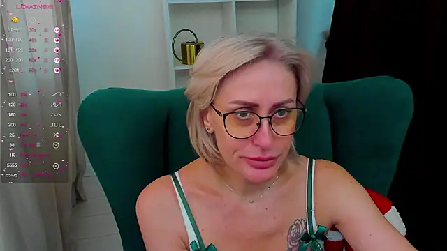 Snapshot of PamellaMurphy chatting on 03.02.26 PamellaMurphy online show from 03.02.26