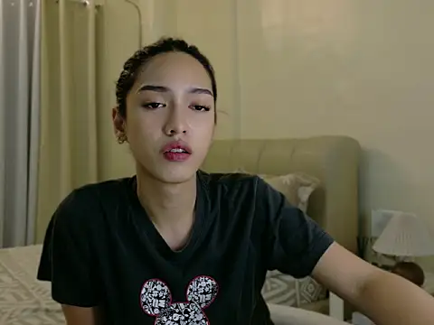 Snapshot of Blaire_Samantha chatting on 04.01.26 Blaire Samantha online show from 04.01.26