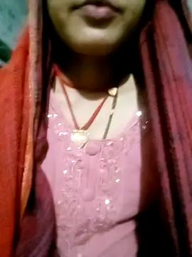 Snapshot of Hot-yuo84 chatting on 10.20.25 Hot-yuo84 online show from 10.20.25