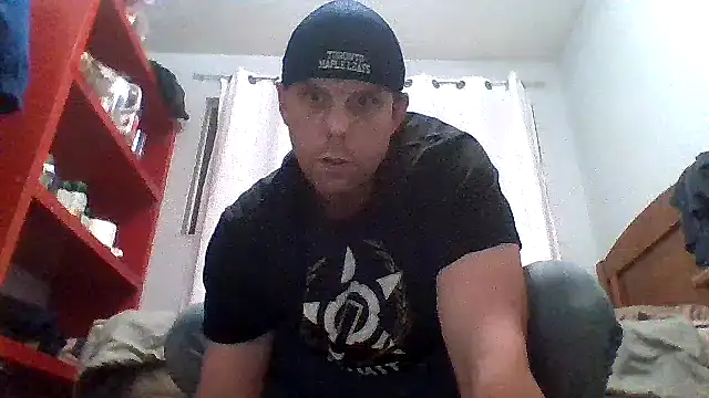 Snapshot of CouplesFuckToy69 chatting on 11.12.25 CouplesFuckToy69 online show from 11.12.25