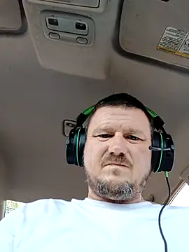 Snapshot of Jeremycle chatting on 09.13.25 Jeremycle online show from 09.13.25