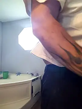 Snapshot of Jeremycle chatting on 10.20.25 Jeremycle online show from 10.20.25