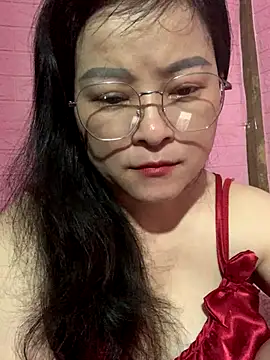 Snapshot of Star-sweet chatting on 10.16.25 Star-sweet online show from 10.16.25