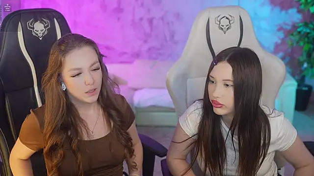 Ella 054 online show from 10.07.25