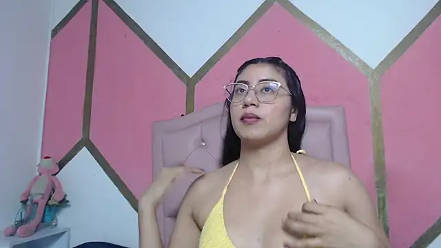 Mia Wilsom online show from 10.10.25