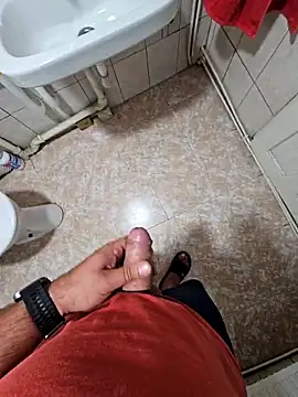 Snapshot of Doryan81 chatting on 09.22.25 Doryan81 online show from 09.22.25